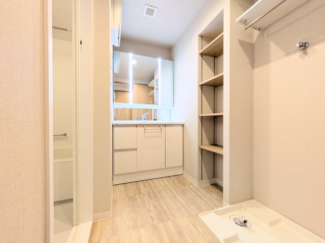 【独立洗面台】