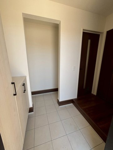 今津　新築戸建　４棟の玄関