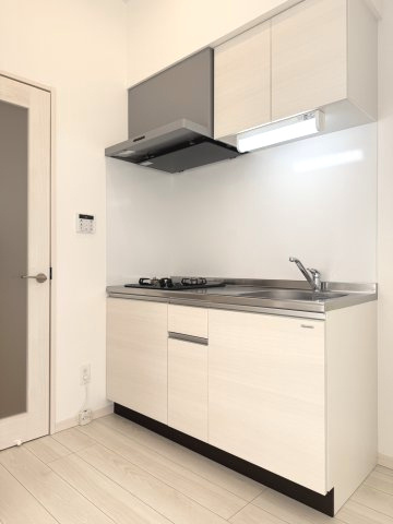 アイリスサンタ久留米 のキッチン|きれいなホワイトのシステムキッチン