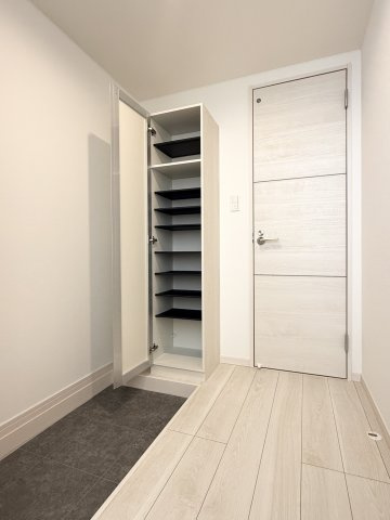 アイリスサンタ久留米 の収納|たっぷりシューズを収納できます