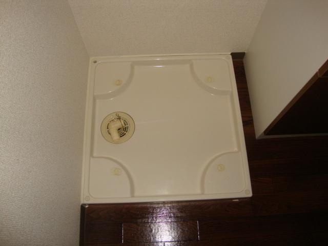 プチメゾン辰の設備|洗濯機置場