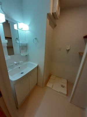 【洗面所】 | イルミナール