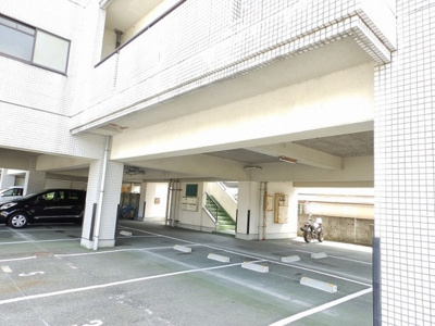 【駐車場】 | レジデンス内田