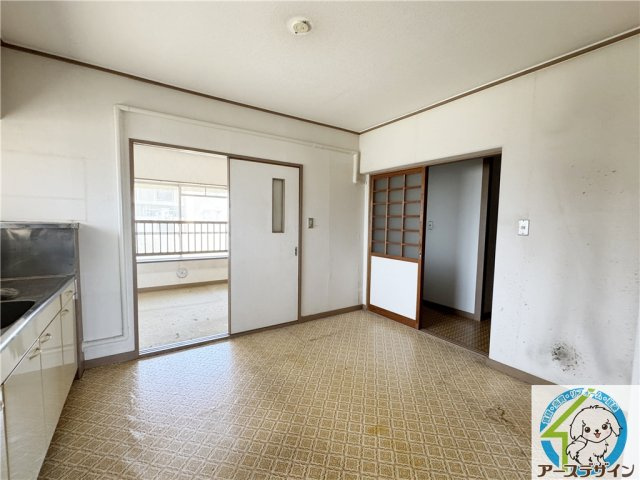 【アースデザイン】城の宮第二住宅17号棟　収益利用に◎の居間・リビング