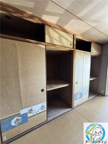 【アースデザイン】城の宮第二住宅17号棟　収益利用に◎の収納