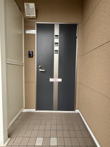 フェイバードパーク・Ⅲの玄関