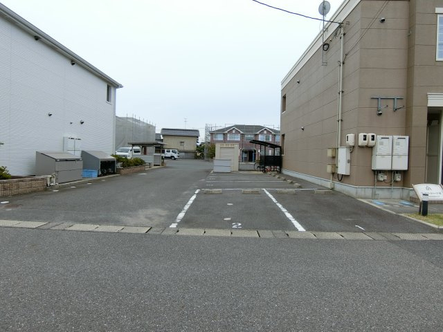 フェイバードパーク・Ⅲの駐車場