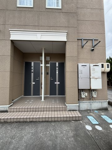 フェイバードパーク・Ⅲの玄関