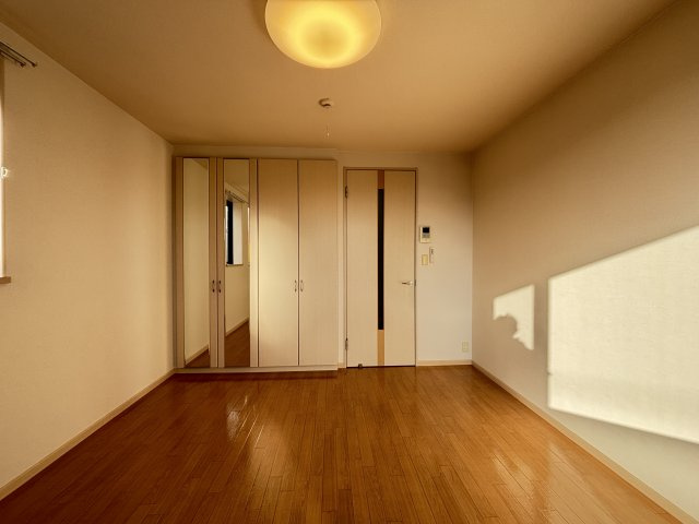 サンライズＫの居間・リビング