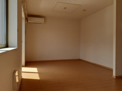 【居間・リビング】 | ビッグスカイＣ