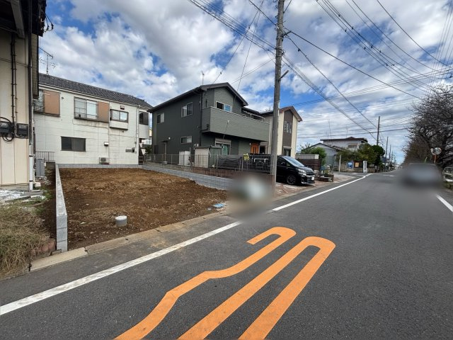 【前面道路含む現地写真】の画像