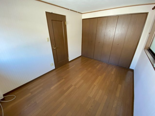 岩屋中町2丁目貸戸建の収納