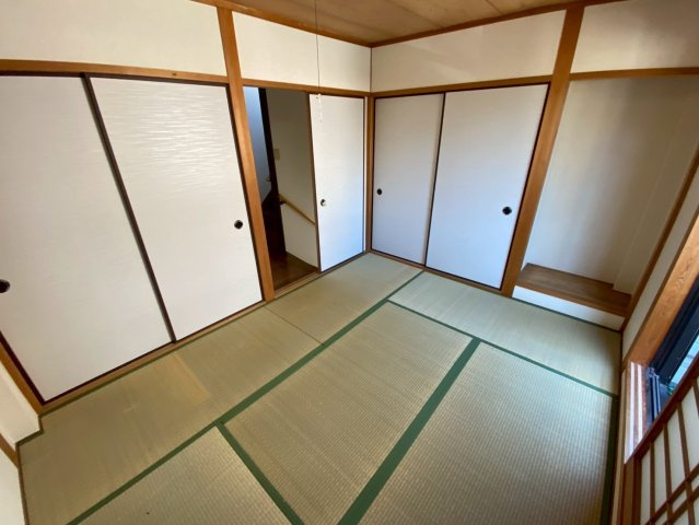 岩屋中町2丁目貸戸建の和室