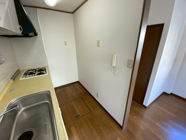 岩屋中町2丁目貸戸建の玄関