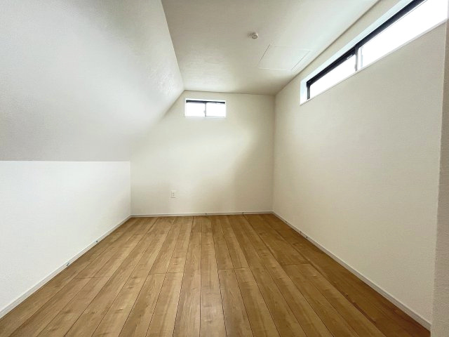 【子供部屋】 | 福岡市西区横浜1丁目5期　2号棟（全3棟）【仲介手数料無料・0円】 | 施工例。施工例は完成時と異なる場合があります。