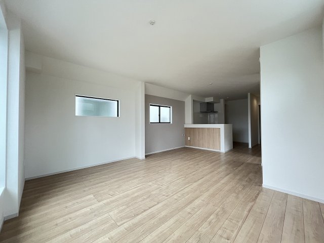 【内装】 | 福岡市西区横浜1丁目5期　2号棟（全3棟）【仲介手数料無料・0円】 | 施工例。施工例は完成時と異なる場合があります。