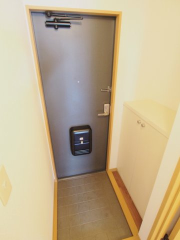 KEM-KAJITA-APの玄関