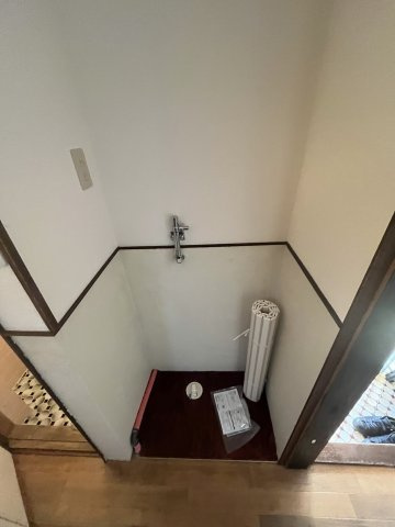 中古住宅　元宮町3丁目のランドリースペース