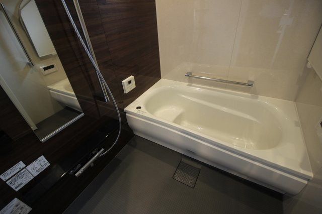 グランドメゾン等々力レジデンスの浴室