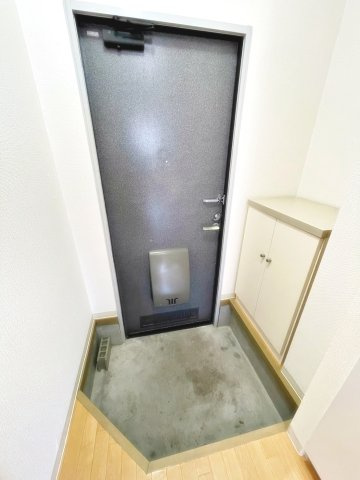 ジュネスパートⅢの玄関|きれいな玄関です