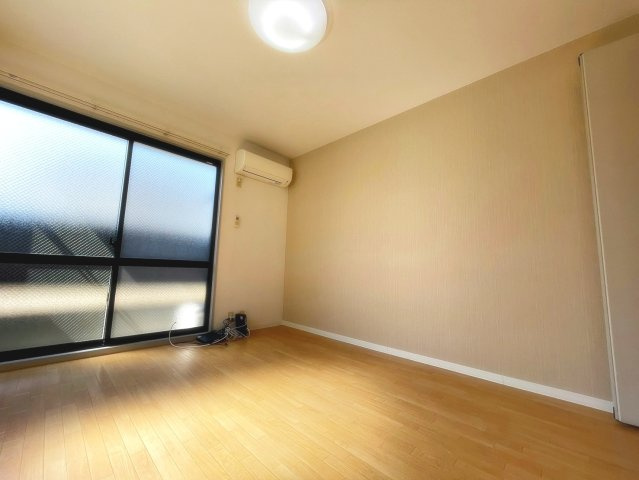 ジュネスパートⅢの居間・リビング|使いやすい居間です