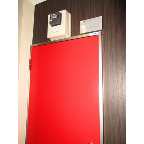 ファーストヴィレッジの玄関