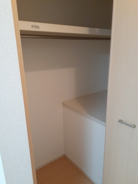 ゼファーコートの収納