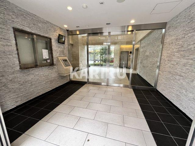 エスリード大阪城のエントランス