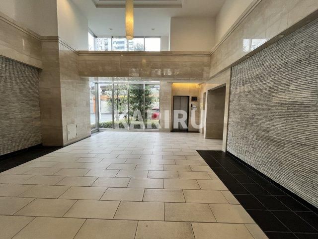 エスリード大阪城のロビー