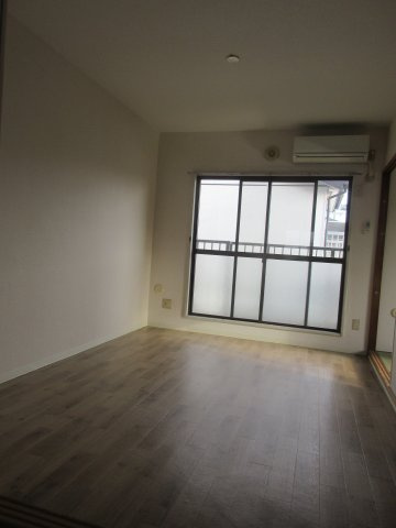 グレートサクシーの居間・リビング