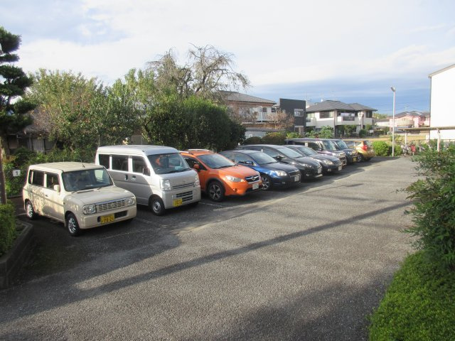 グレートサクシーの駐車場