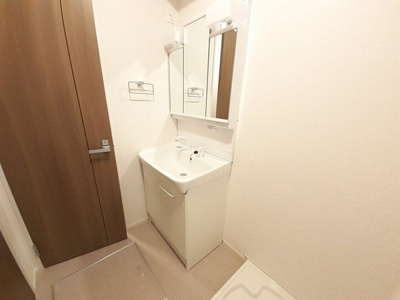 【洗面所】 | メゾングレーヌ龍野町