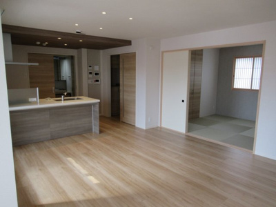 【居間・リビング】 | クレスティーク桂