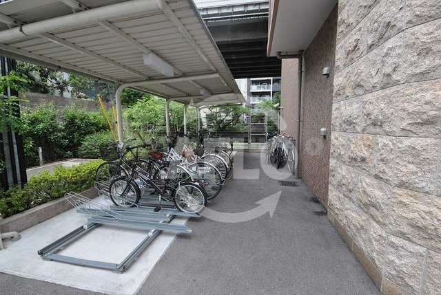プレサンス心斎橋ルティアのその他共用部分|プレサンス心斎橋ルティア 駐輪場