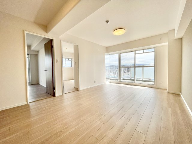 日光ハイツ香里第五の居間・リビング|ゆったり過ごせるリビングです