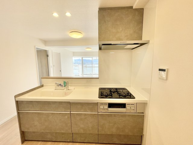 日光ハイツ香里第五のキッチン|お料理しやすいキッチンです