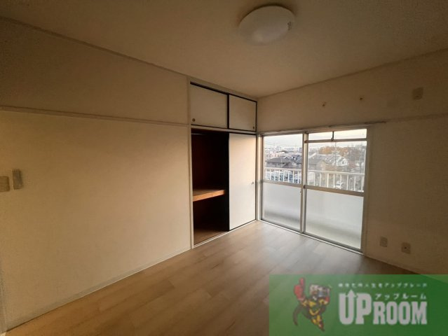 サンフラワーAハイツの居間・リビング