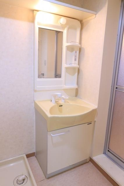 マインドパレス須磨浦の独立洗面台