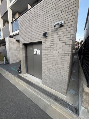 ファーストフィオーレ京都円町の設備|マンション専用のゴミ捨て場