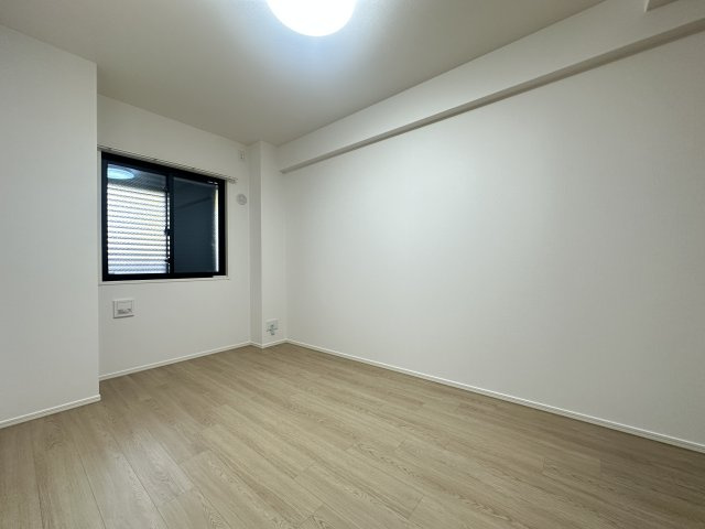 ワコーレ須磨ショアレーンの洋室