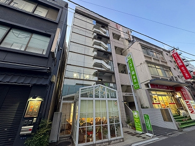 メディコ西新橋ビルの外観