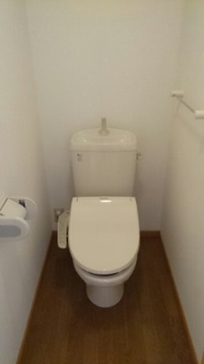 【トイレ】 | スティブル備後Ｂ | ゆったりとした空間のトイレです