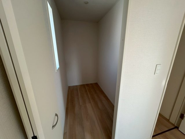 三木市末広　第10　１号棟の収納