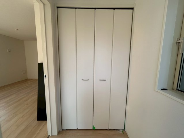 三木市末広　第10　１号棟の収納