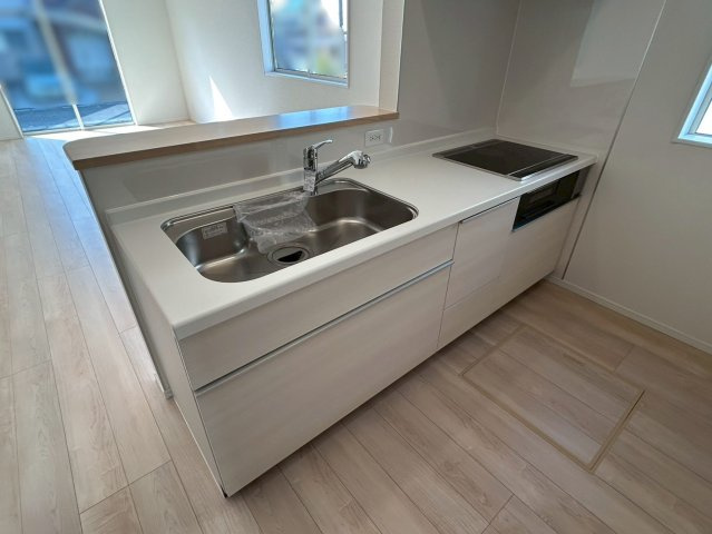 三木市末広　第10　１号棟の居間・リビング