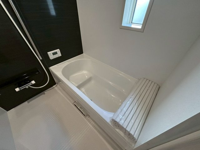 三木市末広　第10　１号棟の浴室