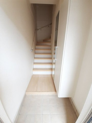 【玄関】 | エヴァＦ | きれいな玄関です