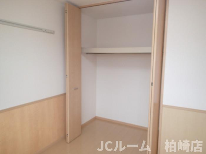 柏崎市大字藤井のアパートの収納