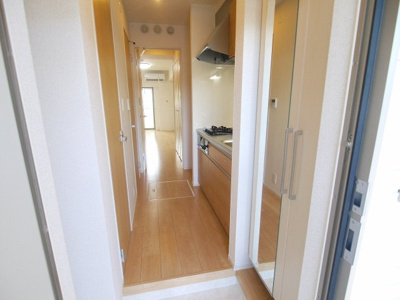 【玄関】 | ヴィクトリアス西京極