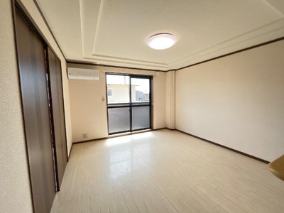 【居間・リビング】 | 冨岡ハイツⅢ | リビング